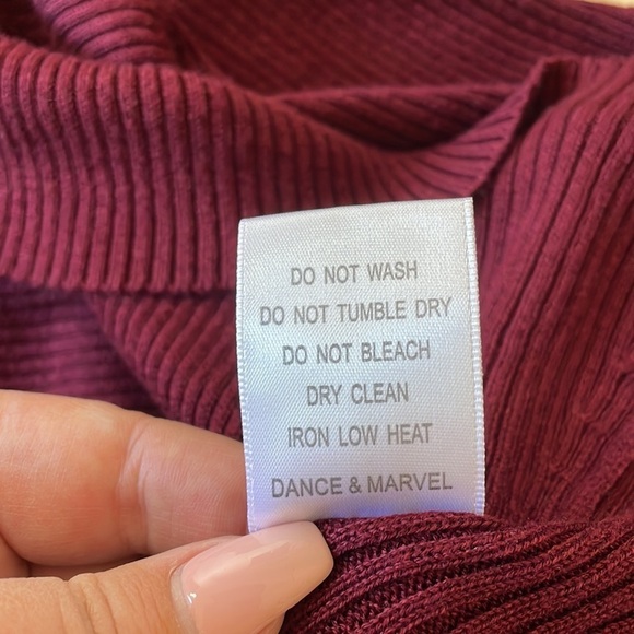 Dance & Marvel burgundy dress with satin ribbon tie in the back size S FLAWED - Picture 7 of 7